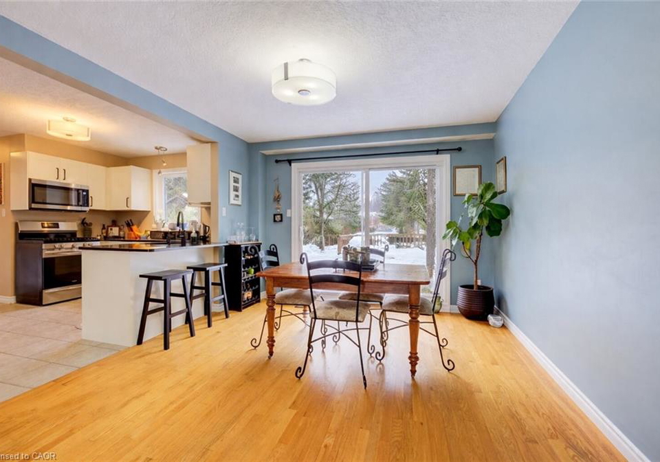 10-clarke-street-elora-ontario-40810736