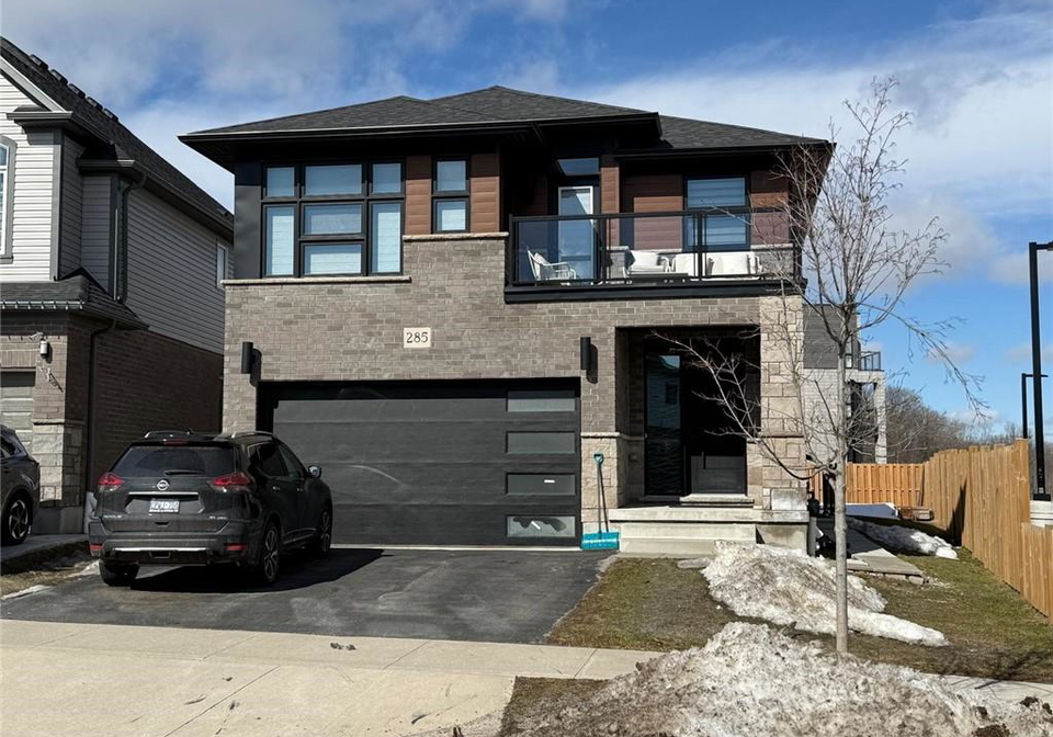 285-woodbine-avenue-kitchener-ontario-40810748