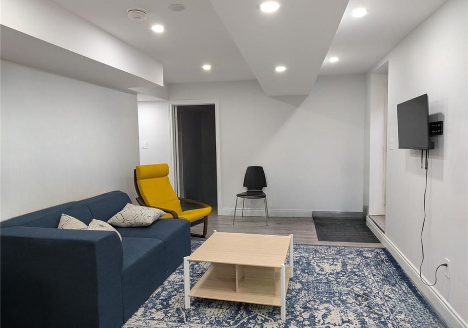 285-woodbine-avenue-kitchener-ontario-40810748