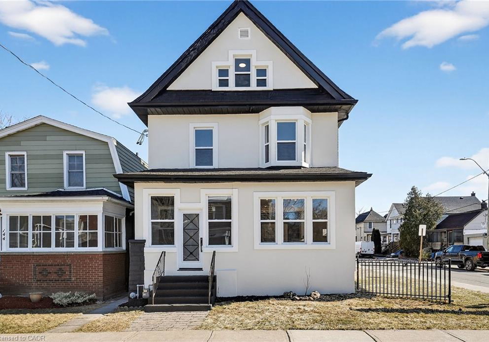 142-avondale-street-hamilton-ontario-40810830