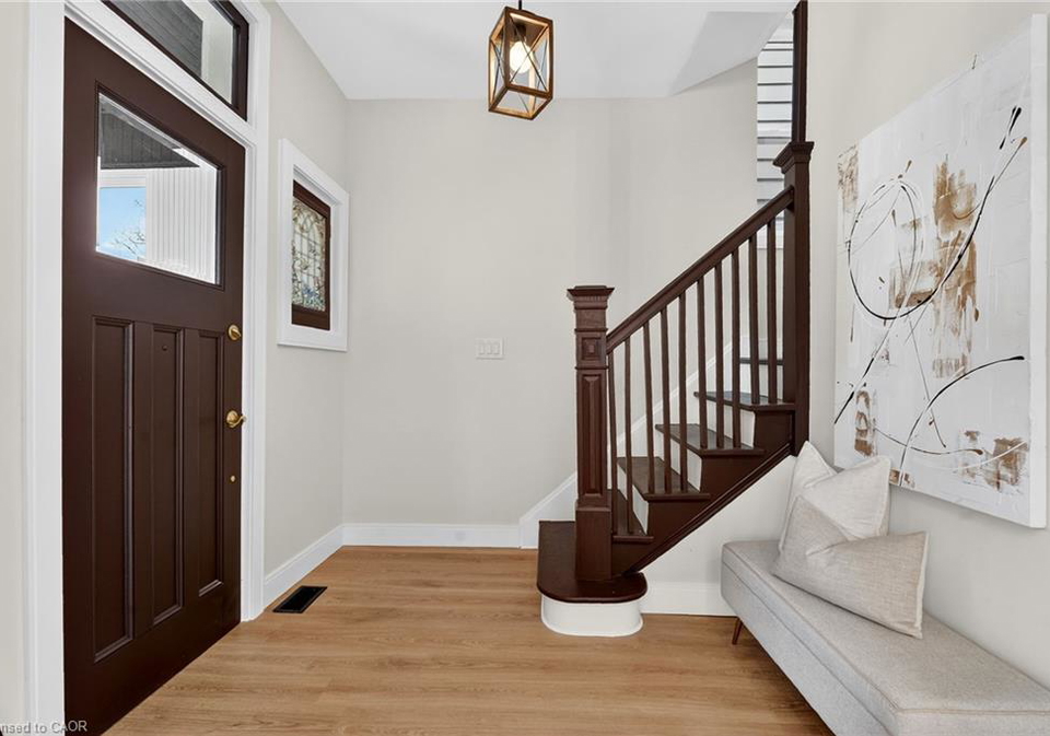 142-avondale-street-hamilton-ontario-40810830