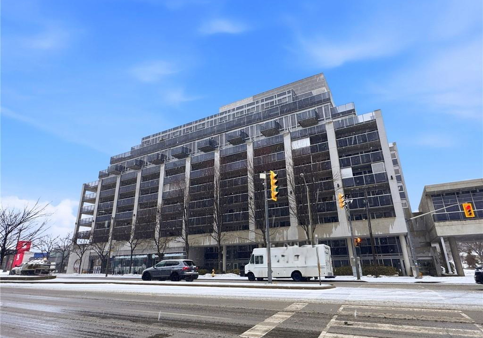 1050-the-queens-way-toronto-ontario-40810840