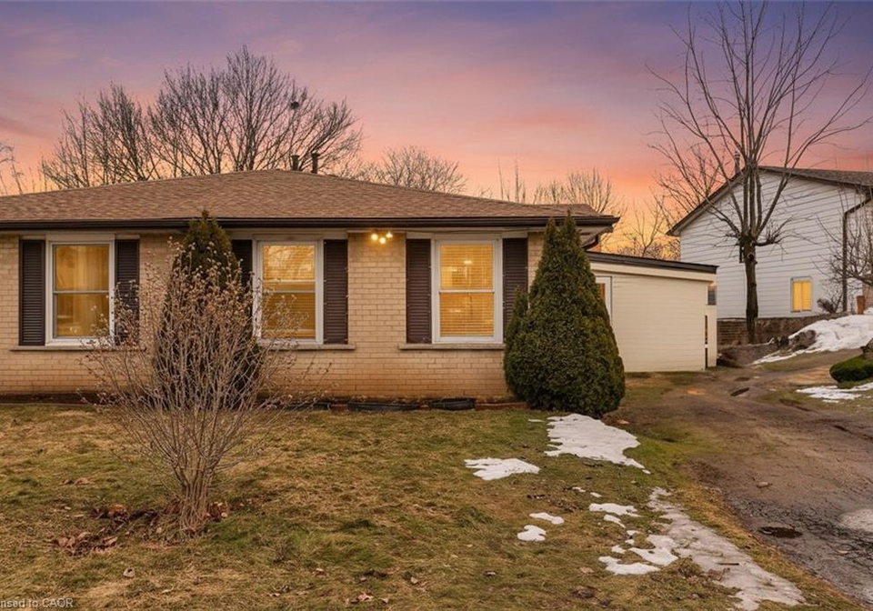 223-golden-orchard-crescent-hamilton-ontario-40810902