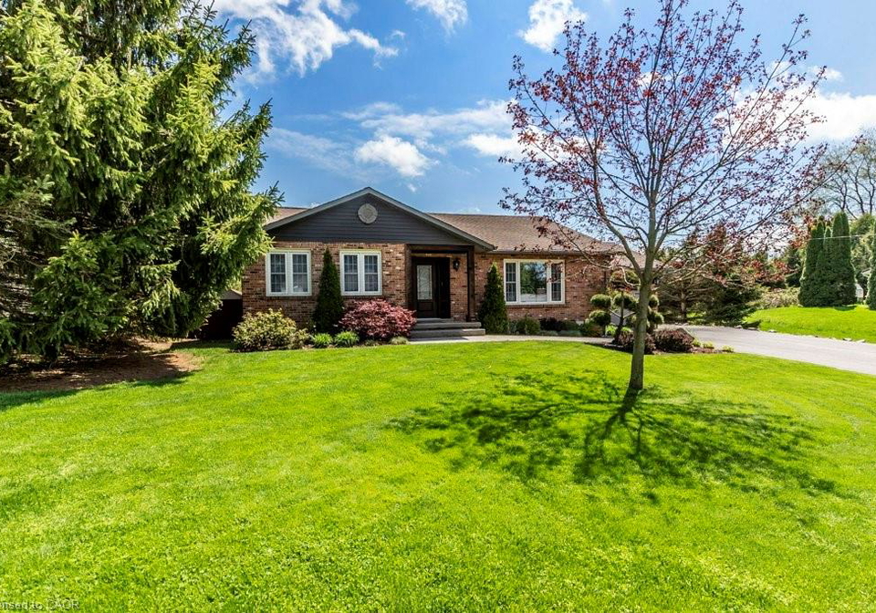 1191-sunset-drive-pelham-ontario-40810905