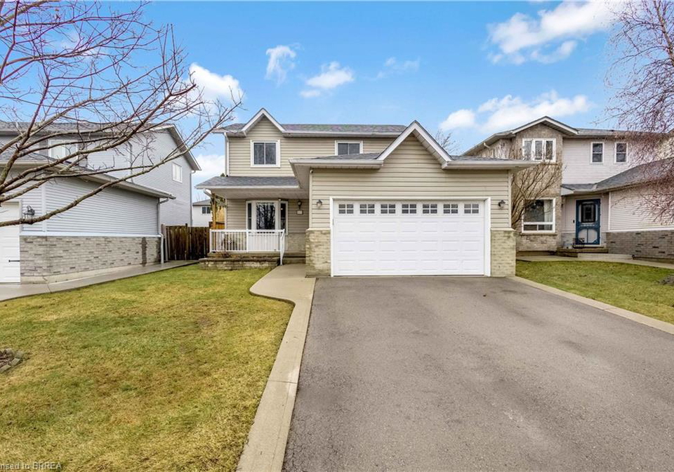 17-burnside-street-caledonia-ontario-40810920