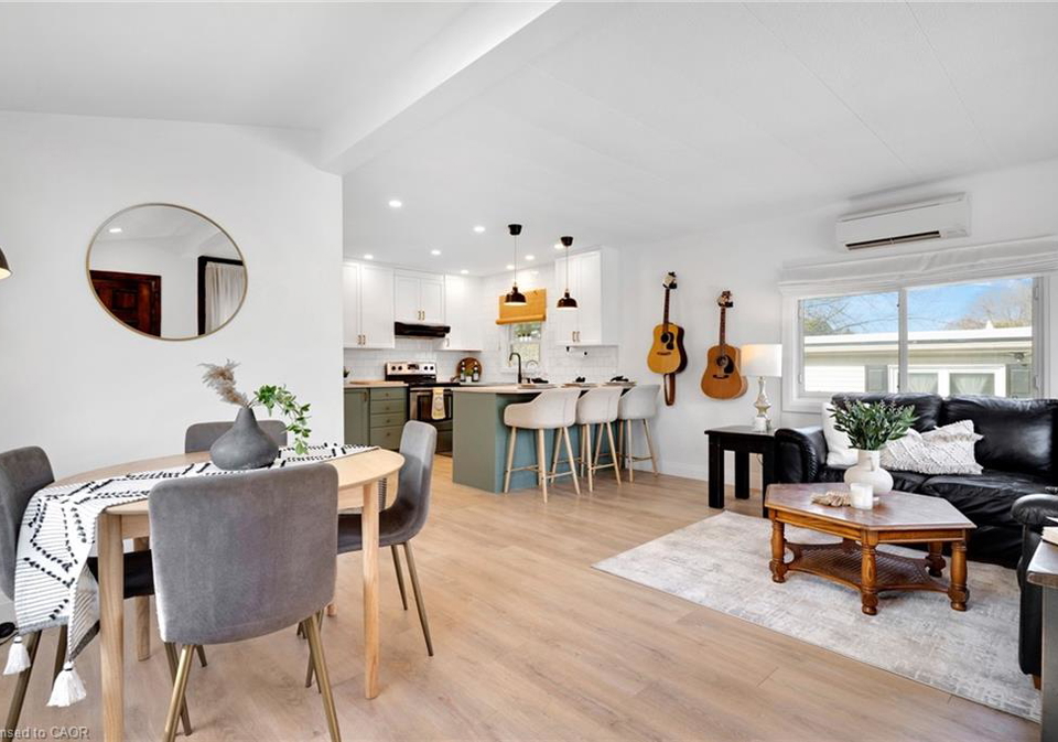 28-macpherson-crescent-flamborough-ontario-40810927