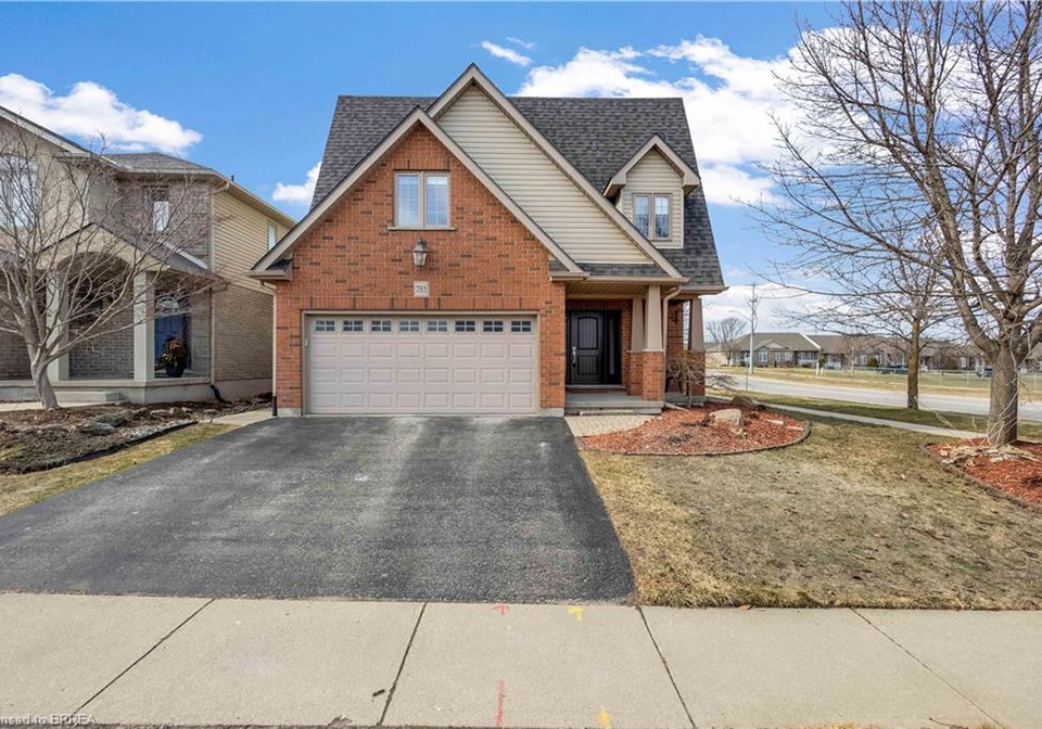 783-stonegate-drive-woodstock-ontario-40810940
