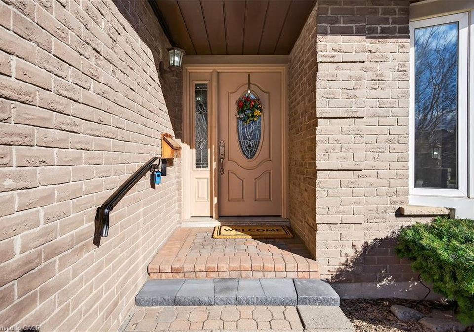 2378-arnold-crescent-burlington-ontario-40810943