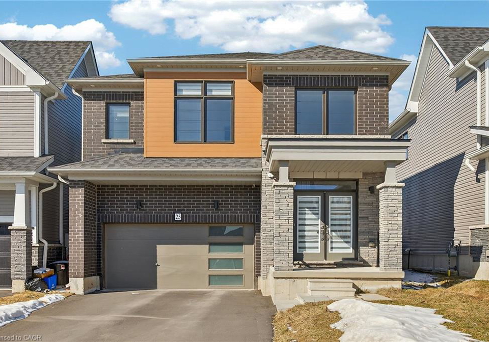 25-wintergreen-crescent-haldimand-ontario-40810979