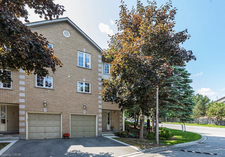 31-moss-boulevard-dundas-ontario-40810990