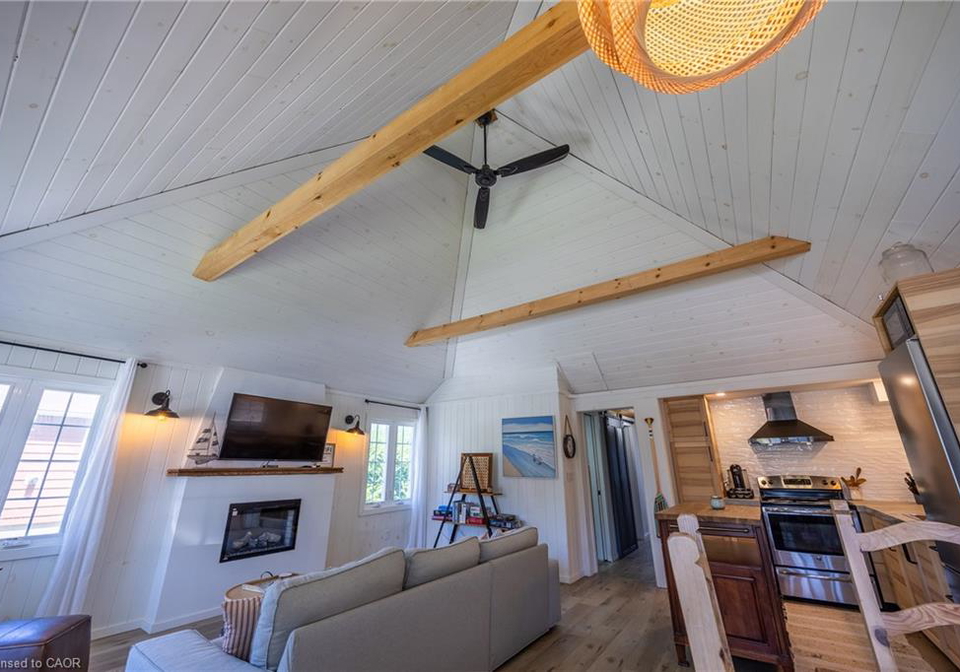 11-bass-lane-long-point-ontario-40811002