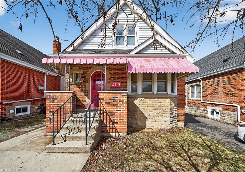 210-huxley-avenue-s-hamilton-ontario-40811007