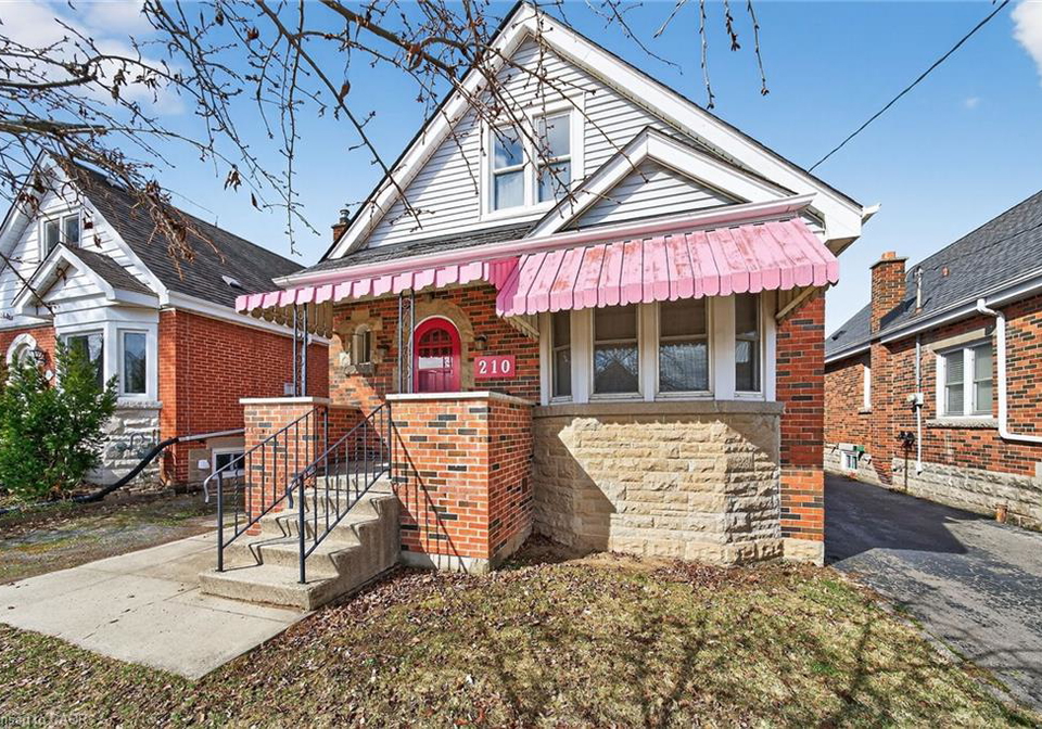 210-huxley-avenue-s-hamilton-ontario-40811007
