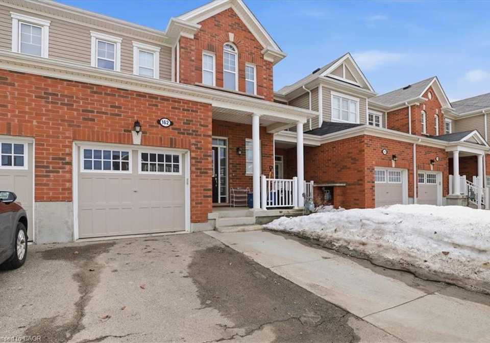 162-west-oak-trail-kitchener-ontario-40811055