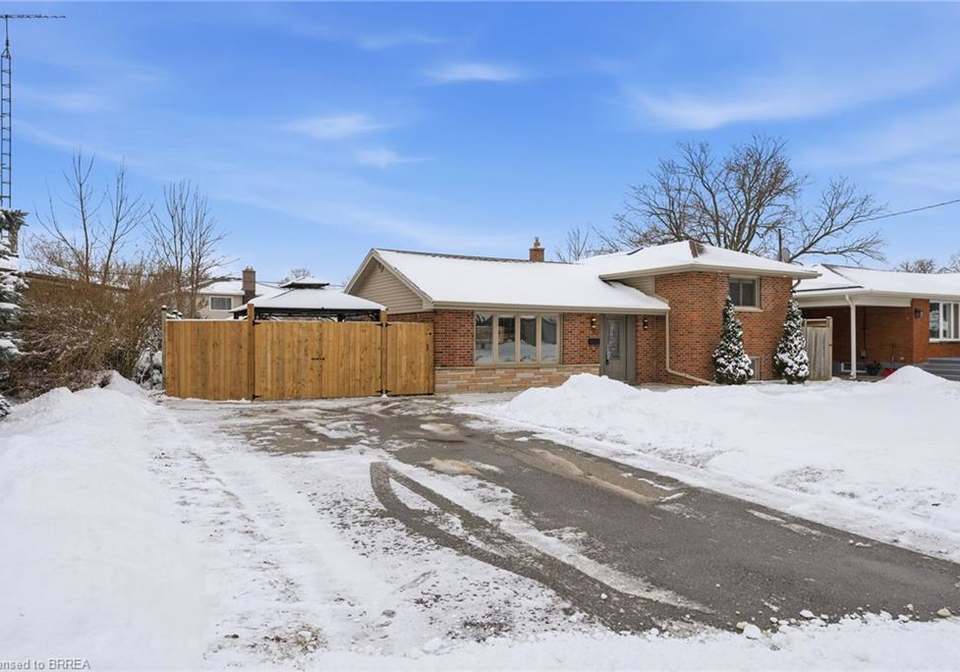 35-hickery-place-brantford-ontario-40811057