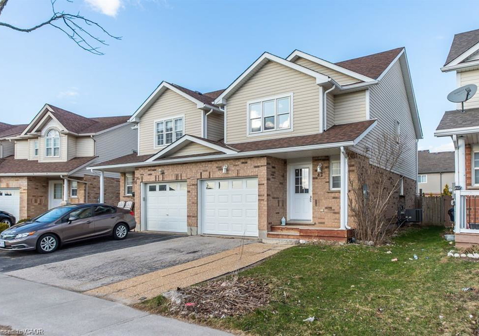 42-mountain-laurel-crescent-kitchener-ontario-40811059