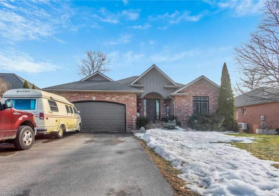 26-woodland-crescent-tillsonburg-ontario-40811121