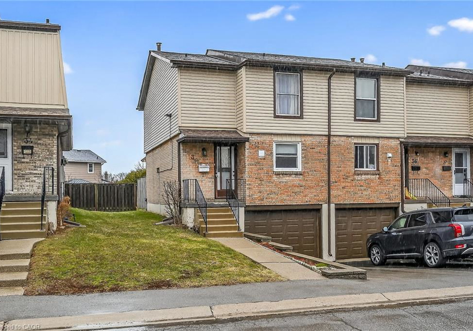 10-angus-road-hamilton-ontario-40811133