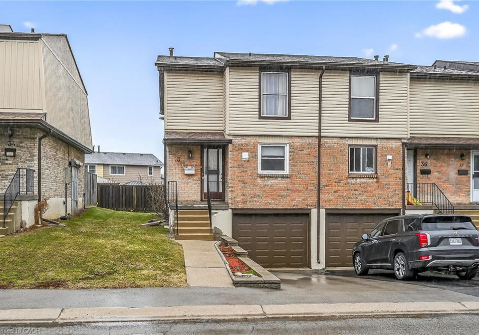 10-angus-road-hamilton-ontario-40811133