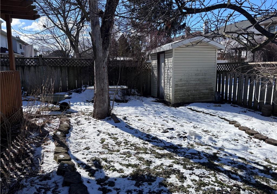 15-strada-boulevard-st-catharines-ontario-40811138