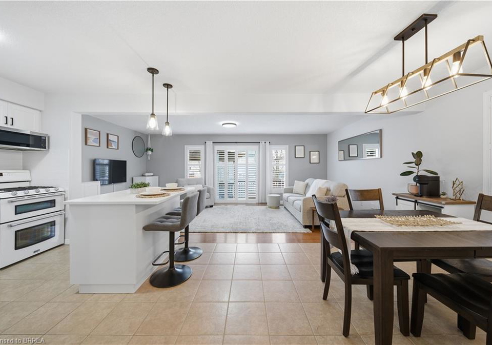 309-featherstone-crescent-kitchener-ontario-40811189