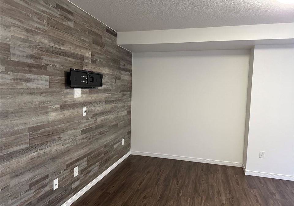 931-glasgow-street-kitchener-ontario-40811260