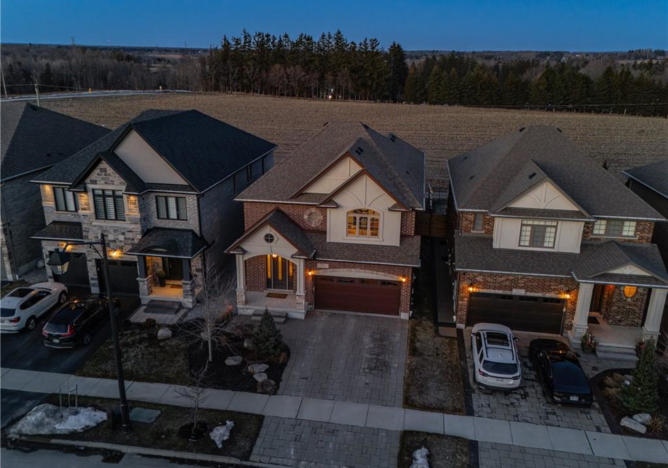 557-millstream-drive-waterloo-ontario-40811261