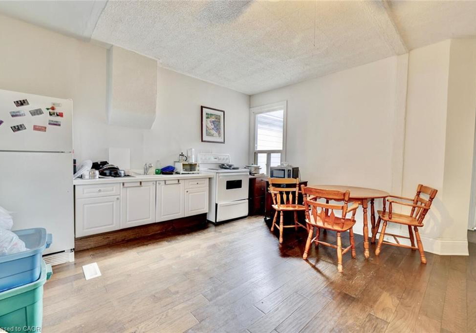 895-barton-street-e-hamilton-ontario-40811270