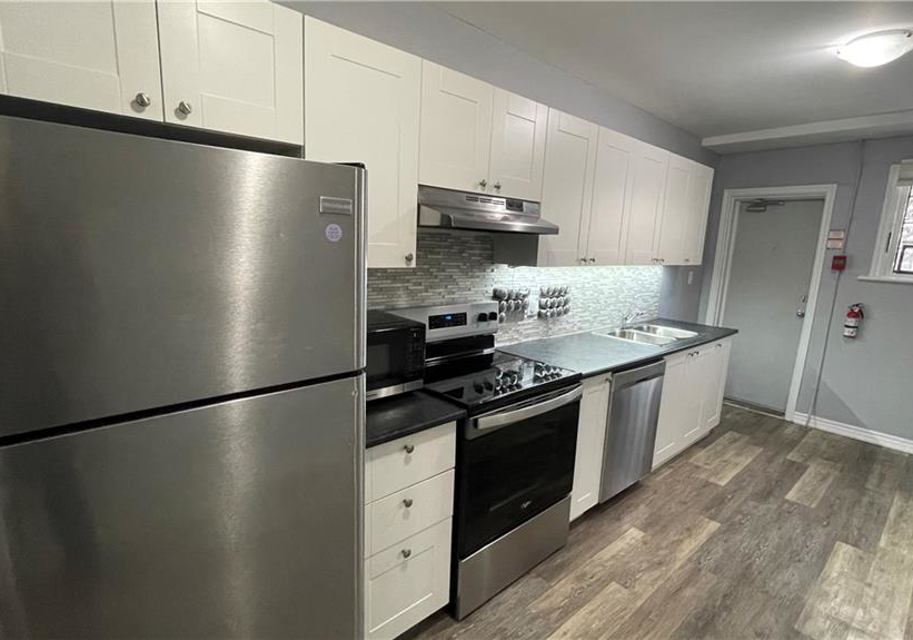 468-main-street-e-hamilton-ontario-40811272