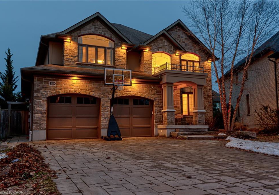 819-copper-ridge-drive-waterloo-ontario-40811301