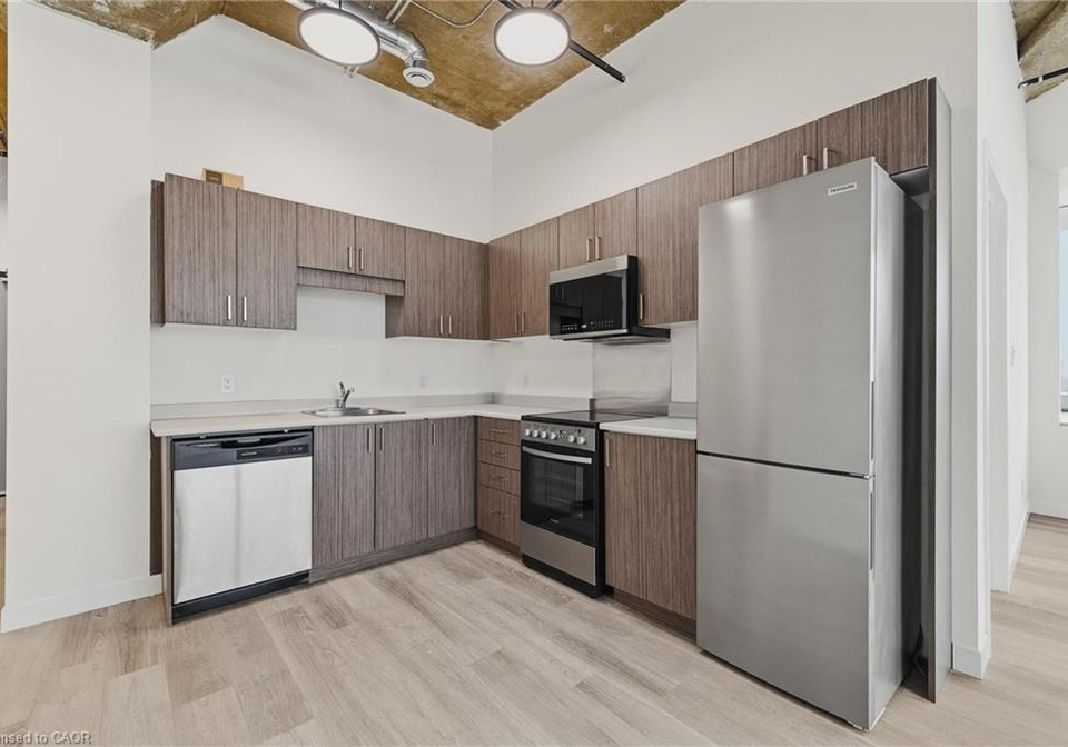 30-duke-street-w-kitchener-ontario-40811304