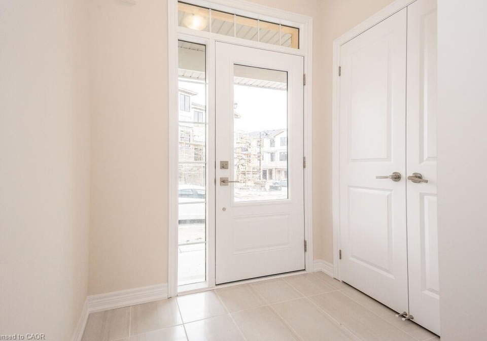 10-birmingham-drive-cambridge-ontario-40811306