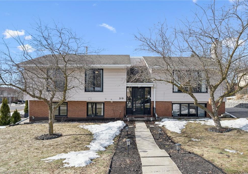 219-blackhorne-drive-kitchener-ontario-40811307
