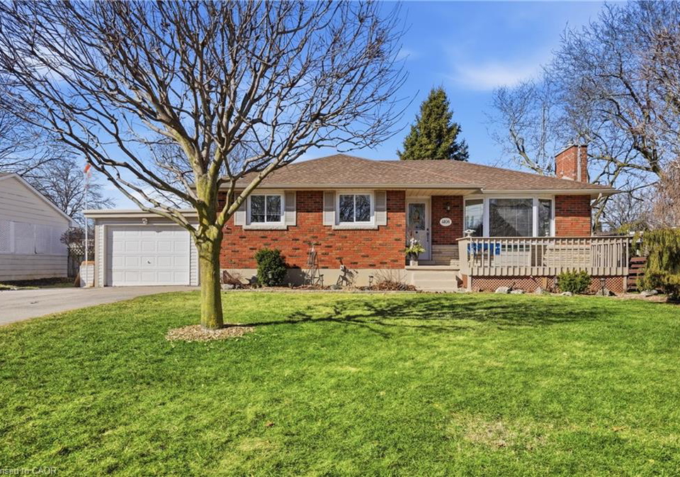 4108-barry-drive-beamsville-ontario-40811324