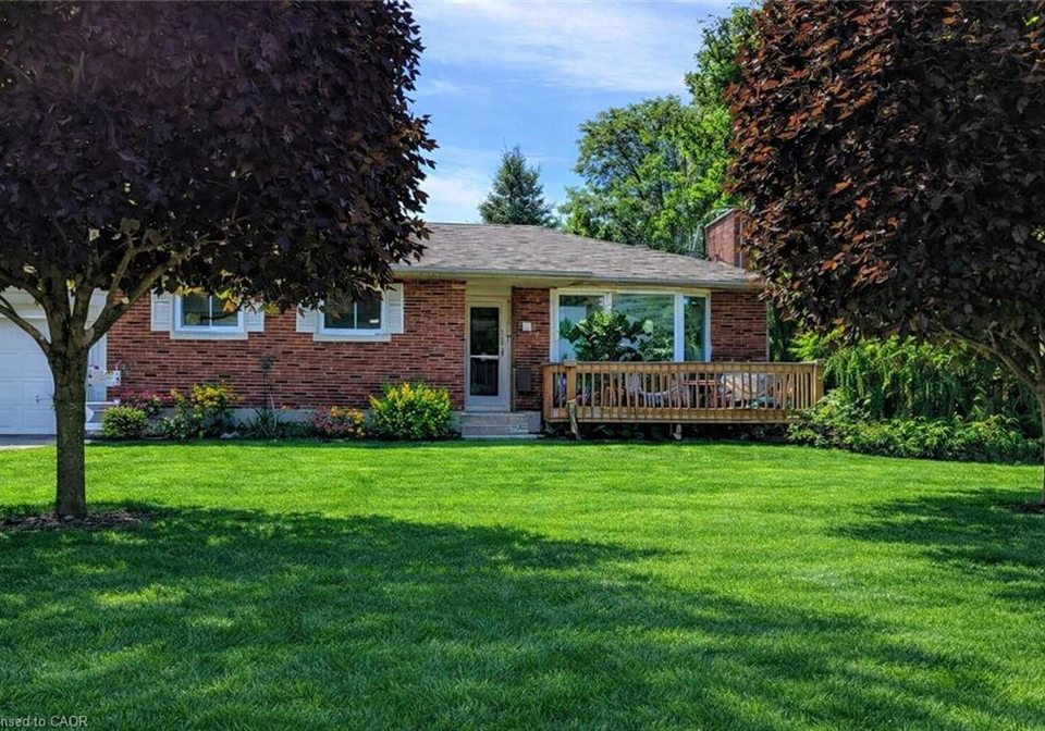 4108-barry-drive-beamsville-ontario-40811324