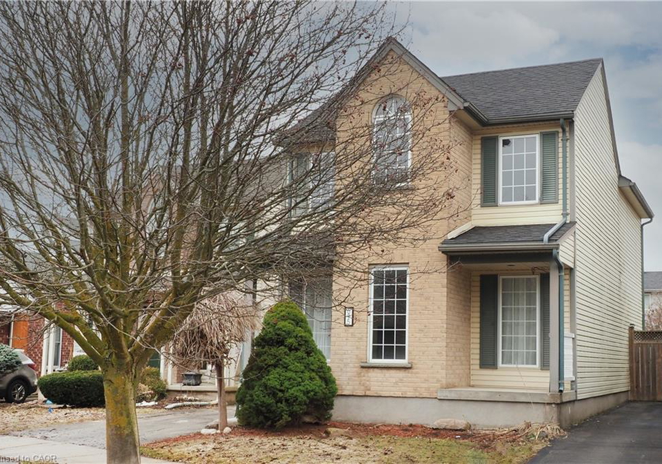 695-jacob-lane-waterloo-ontario-40811399
