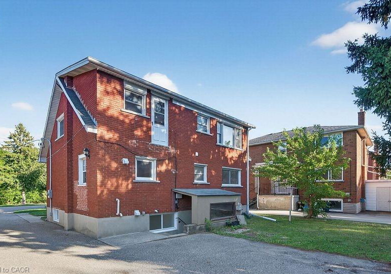 154-montgomery-road-unit-c-kitchener-ontario-40811412