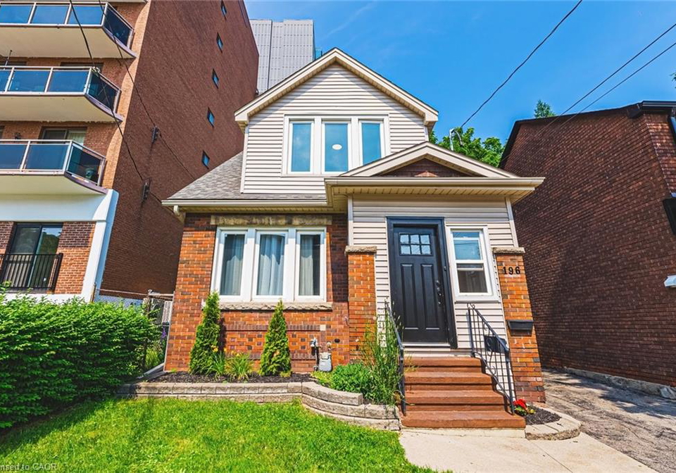 196-walnut-street-s-hamilton-ontario-40811480