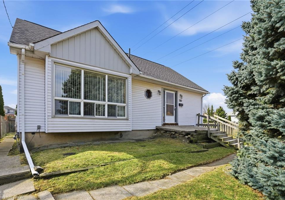 560-stone-church-road-hamilton-ontario-40811509
