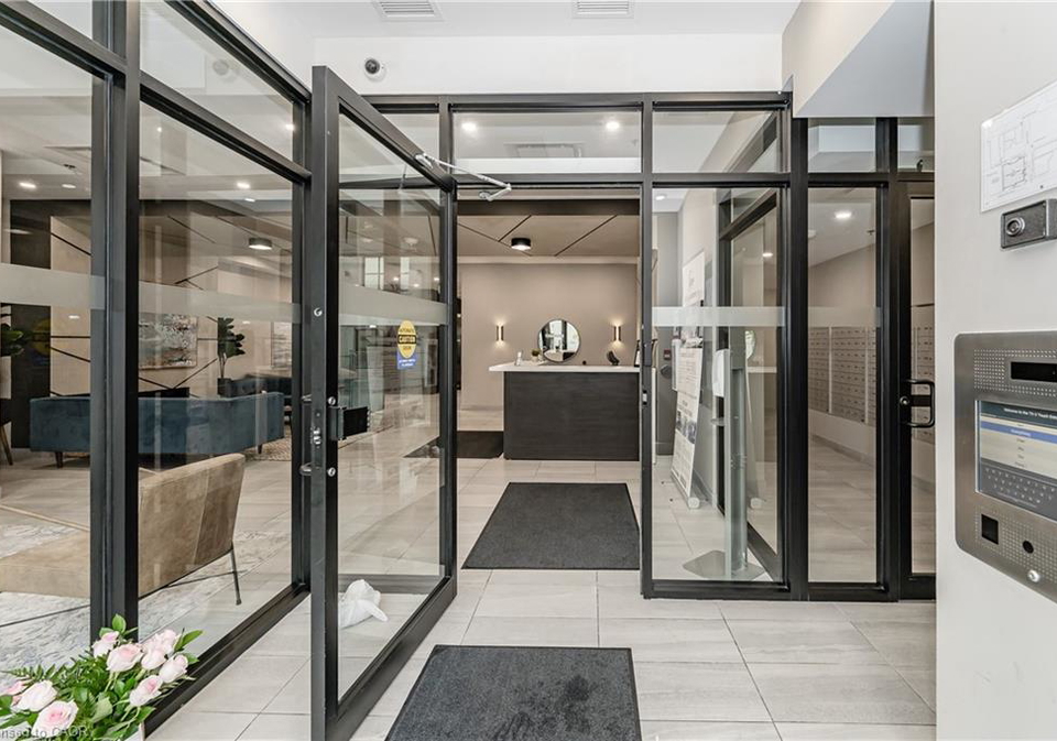 60-charles-street-w-kitchener-ontario-40811527