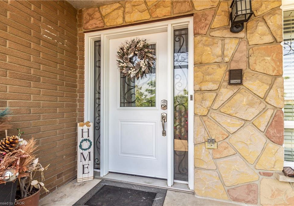 404-queenston-road-hamilton-ontario-40811533