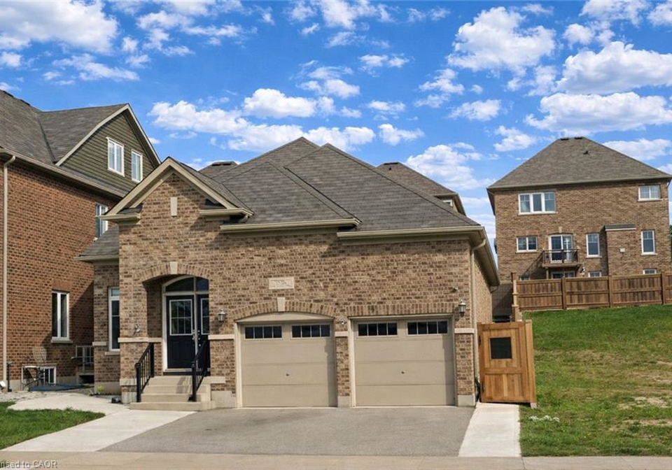 186-blair-creek-drive-kitchener-ontario-40811554