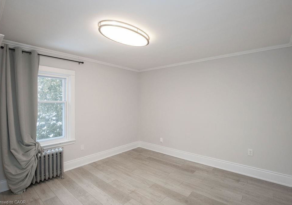 22-prospect-street-s-hamilton-ontario-40811584