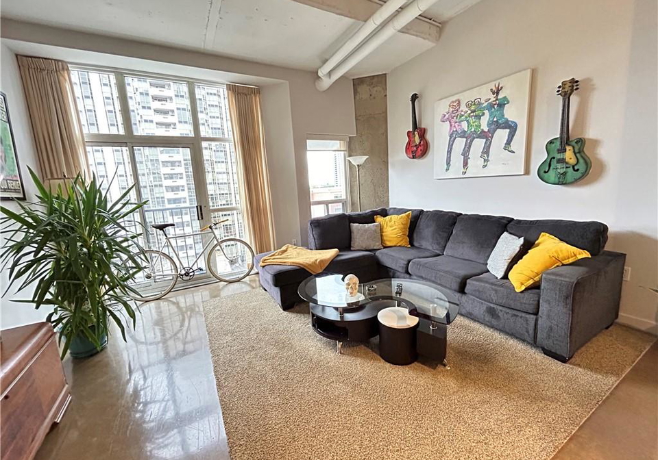 66-bay-street-s-hamilton-ontario-40811606