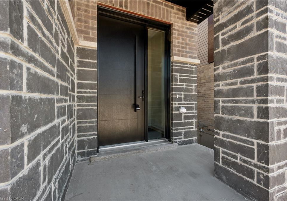 346-canada-plum-street-waterloo-ontario-40811608