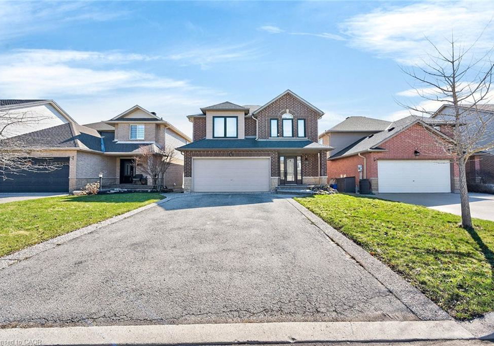 19-midanbury-way-mount-hope-ontario-40811653