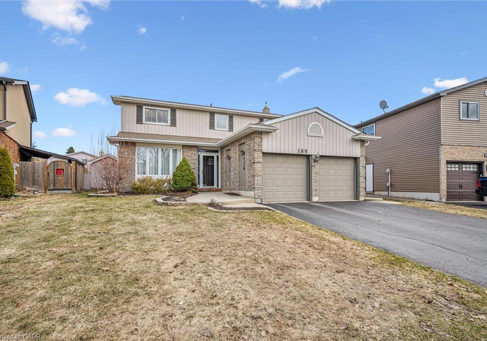 189-winding-way-kitchener-ontario-40811655