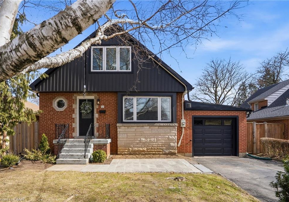 22-desjardins-avenue-dundas-ontario-40811675