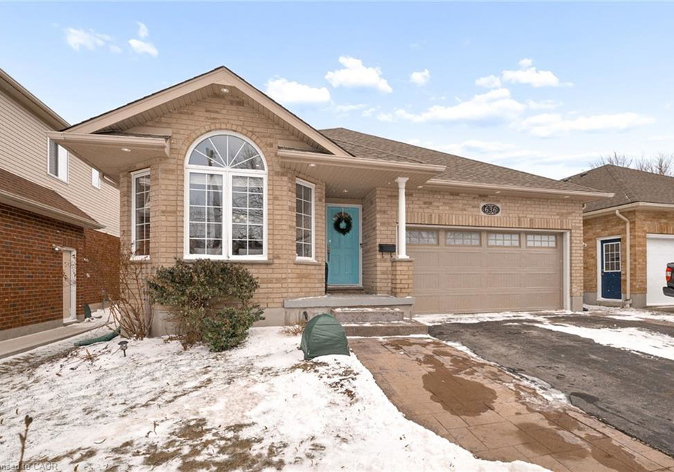 636-fern-road-waterloo-ontario-40811682