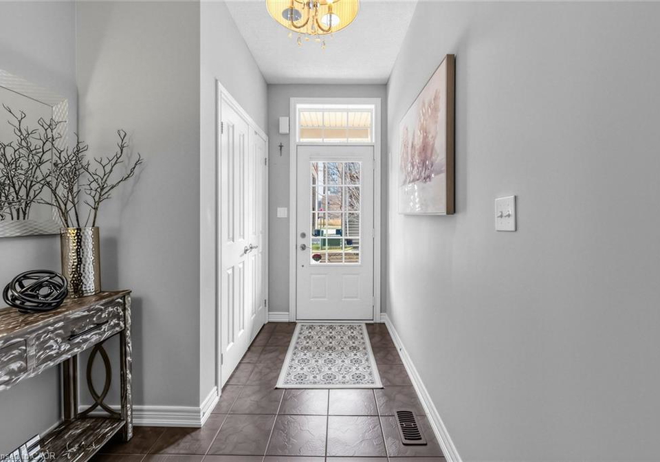 4165-upper-middle-road-burlington-ontario-40811694